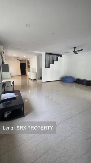 Lorong 107 Changi (D15), Terrace #477131481